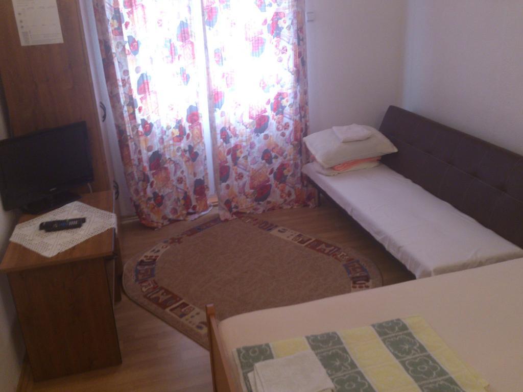 Brig Apartments Живогоще Екстер'єр фото